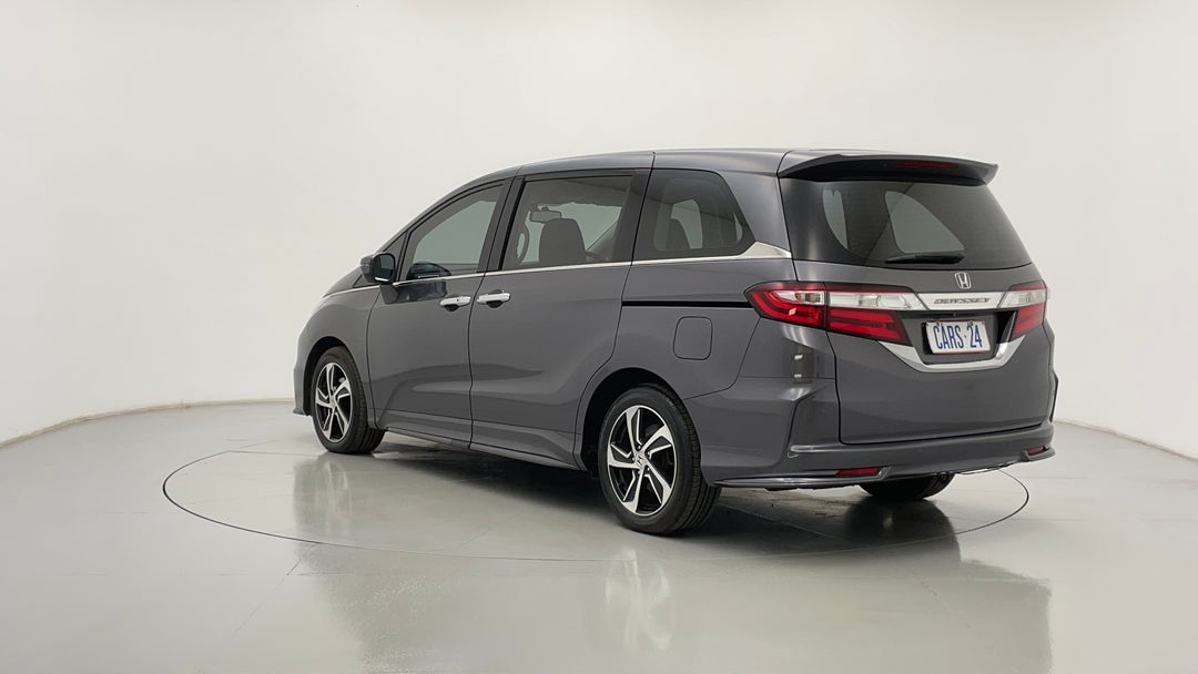 Left Back Diagonal (45- Degree) View