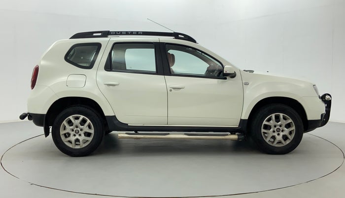 2016 Renault Duster RXL PETROL 104, Petrol, Manual, 50,154 km, Right Side View