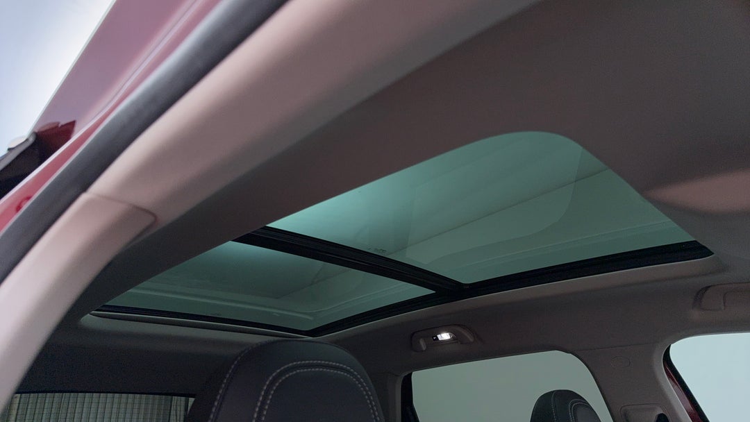 Interior Sunroof/Moonroof