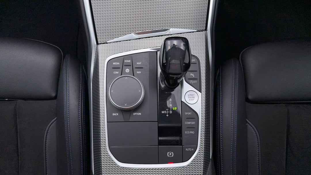 2021 BMW 3 20i M Sport, Automatic, 75322 km, Gear Lever 