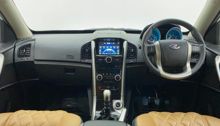 2019 Mahindra XUV500 W7, Diesel, Manual, 25,899 km, Dashboard