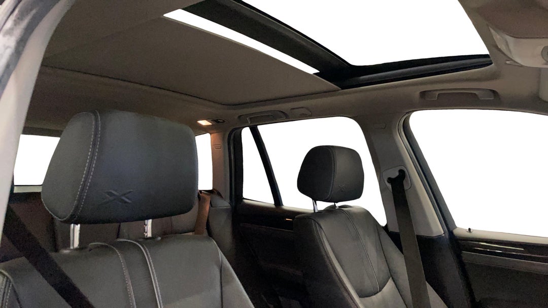Interior Sunroof/Moonroof