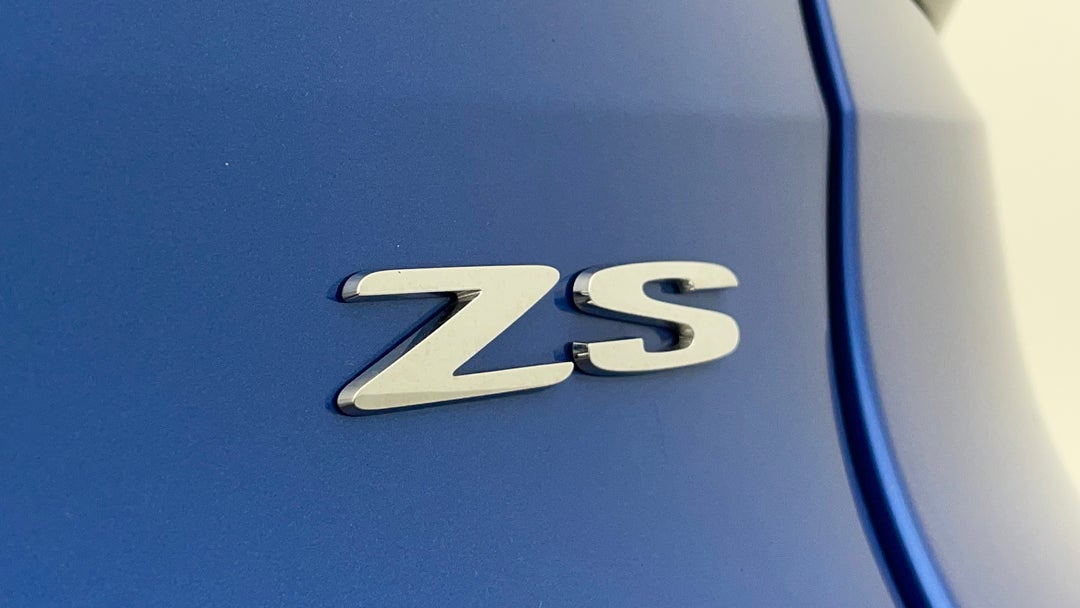 Badge (Boot Right Side)