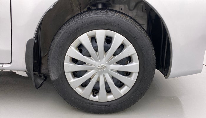 2011 Toyota Etios G, Petrol, Manual, 23,051 km, Right Front Wheel