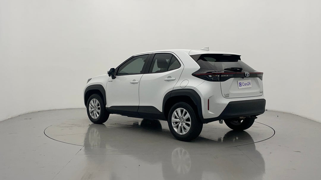 Left Back Diagonal (45- Degree) View