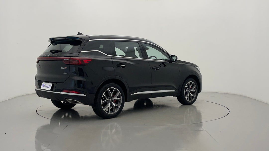 Right Back Diagonal (45- Degree) View