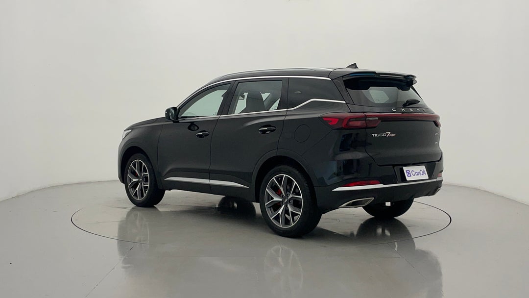 Left Back Diagonal (45- Degree) View