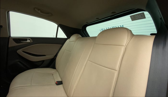 2019 Hyundai Elite i20 SPORTZ PLUS  1.2 CVT, Petrol, Automatic, 46,366 km, Right Side Rear Door Cabin