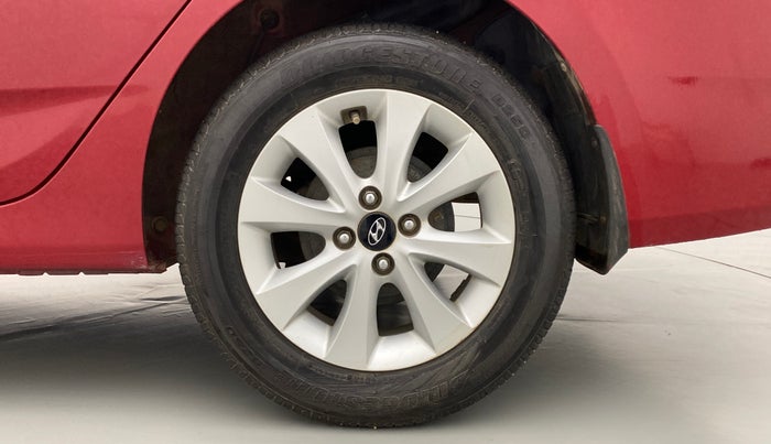 2015 Hyundai Verna FLUIDIC 1.6 CRDI S, Diesel, Manual, 78,214 km, Left Rear Wheel