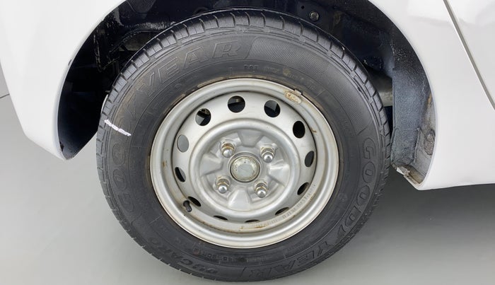 2012 Hyundai Eon D LITE PLUS, Petrol, Manual, 32,704 km, Right Rear Wheel