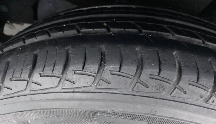 2018 Maruti Baleno DELTA 1.2 K12, Petrol, Manual, 21,910 km, Left Rear Tyre Tread