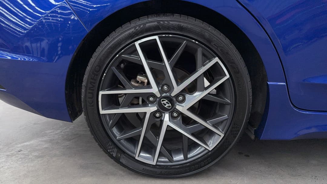 2019 Hyundai Elantra Sport Premium (black), Automatic, 93922 km, Right Rear Wheel