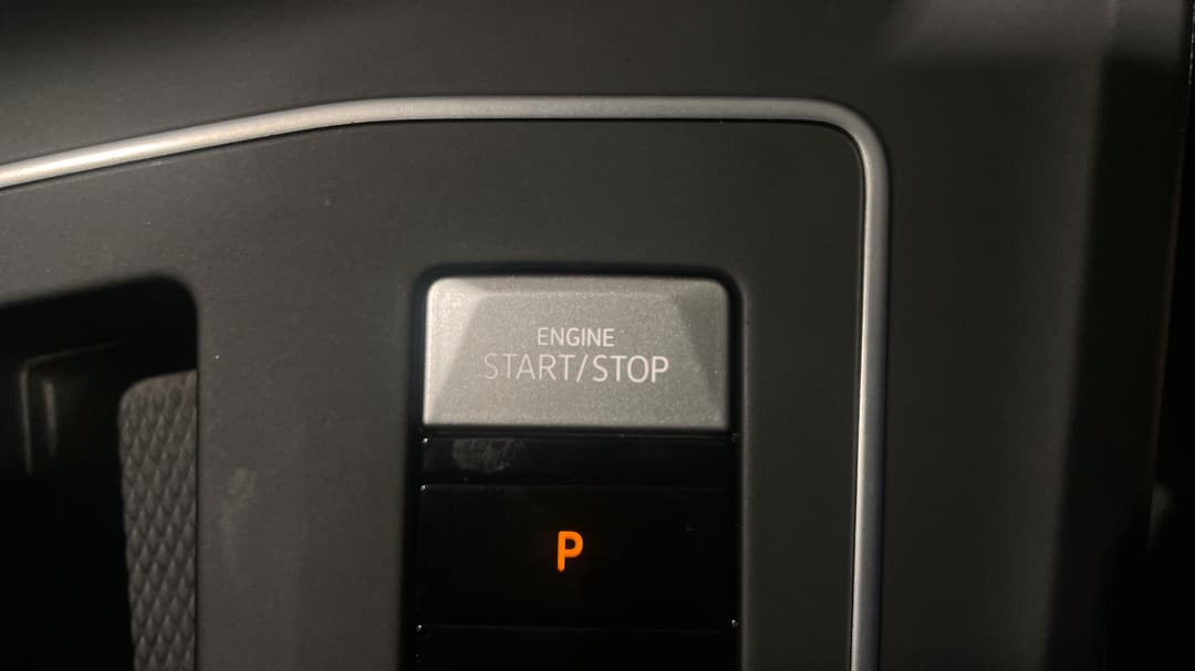 2021 Volkswagen Golf 110tsi R-line, Automatic, 20533 km, Keyless / Button Start