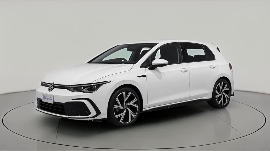 2021 Volkswagen Golf 110tsi R-line, Automatic, 20533 km, Left Front Diagonal (45- Degree) View