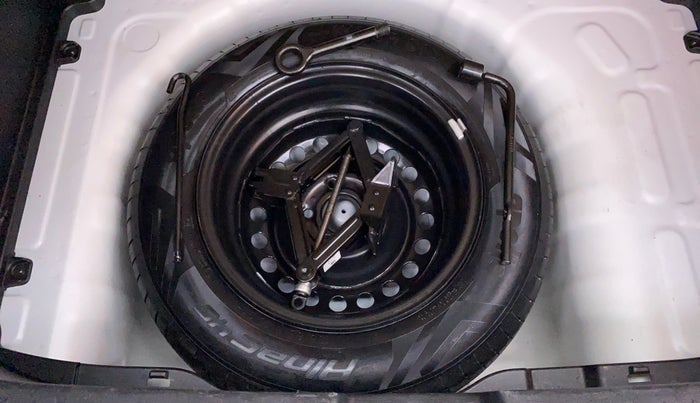 2019 Hyundai VENUE S MT 1.2 KAPPA, Petrol, Manual, 9,852 km, Spare Tyre