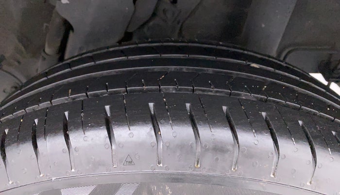 2019 Hyundai VENUE S MT 1.2 KAPPA, Petrol, Manual, 9,852 km, Left Rear Tyre Tread