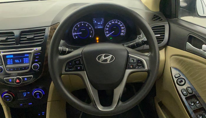 2015 Hyundai Verna FLUIDIC 4S 1.6 VTVT S(O), Petrol, Manual, 64,530 km, Steering Wheel Close Up