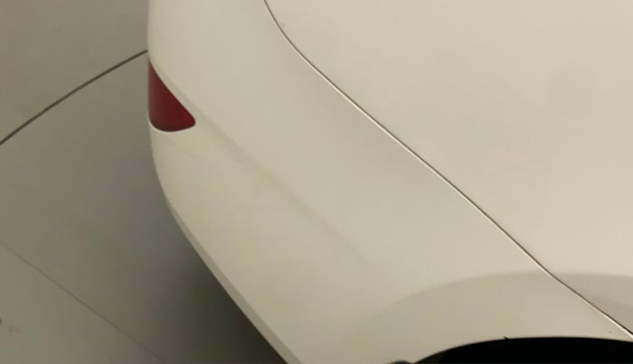 2015 Hyundai Verna FLUIDIC 4S 1.6 VTVT S(O), Petrol, Manual, 64,530 km, Rear bumper - Minor scratches