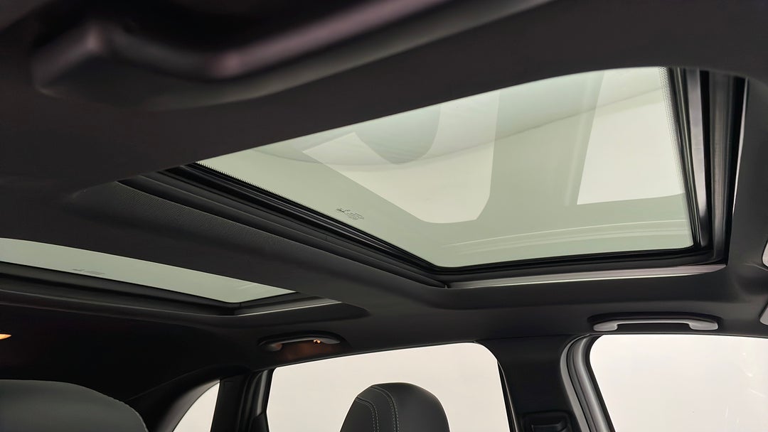 Interior Sunroof/Moonroof
