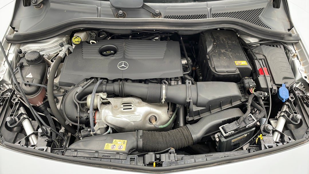 Open Bonnet (Engine)