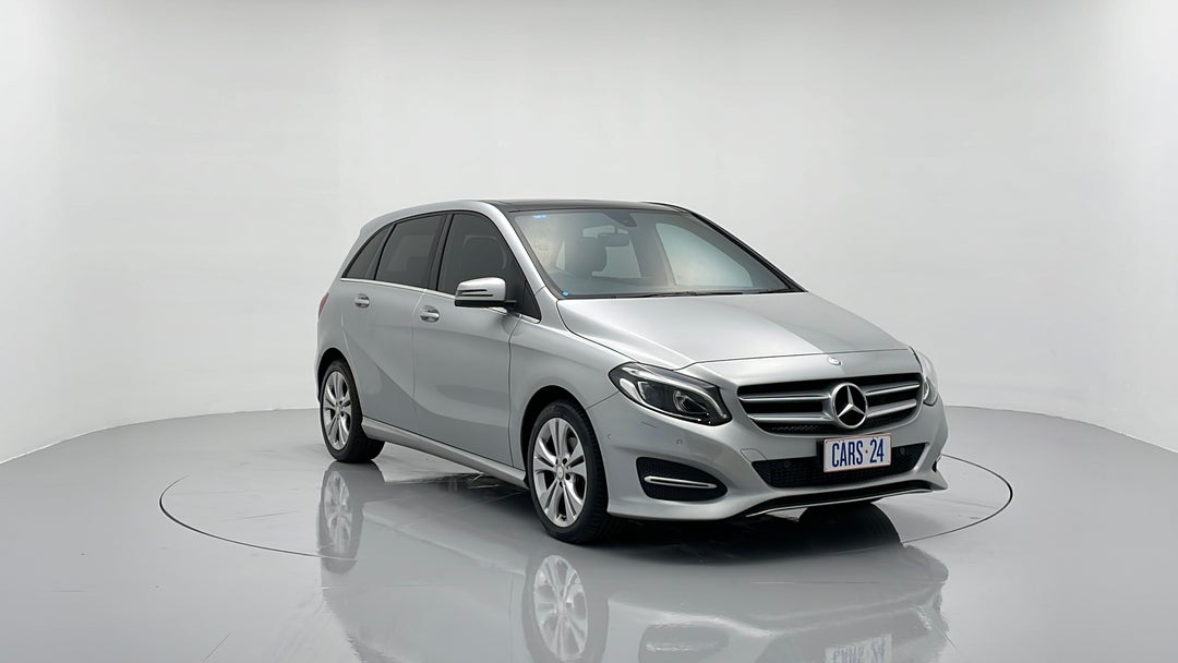 Right Front Diagonal (45- Degree) View