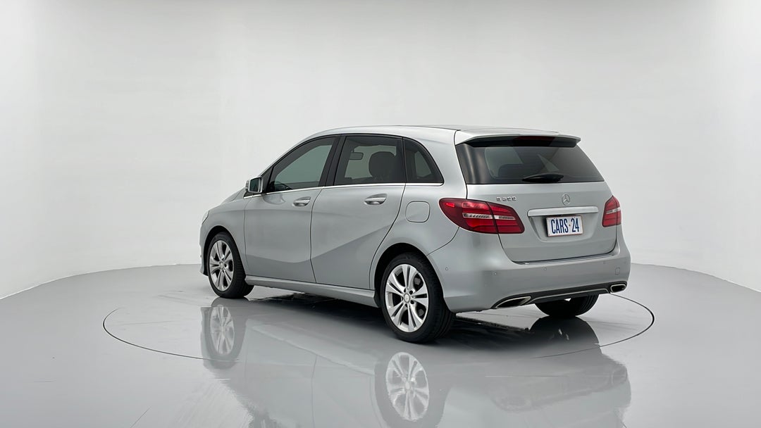 Left Back Diagonal (45- Degree) View