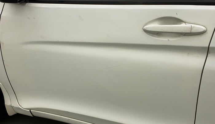 2016 Honda City 1.5L I-VTEC SV, CNG, Manual, 68,878 km, Front passenger door - Slightly dented
