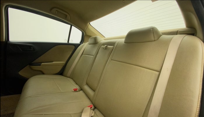 2016 Honda City 1.5L I-VTEC SV, CNG, Manual, 68,878 km, Right Side Rear Door Cabin