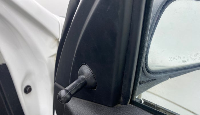 2019 Maruti Alto LXI, Petrol, Manual, 14,159 km, Right rear-view mirror - ORVM knob broken and not working