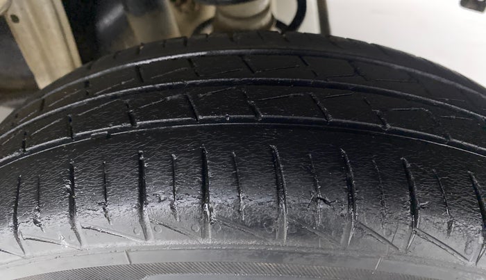 2019 Maruti Alto LXI, Petrol, Manual, 14,159 km, Left Rear Tyre Tread