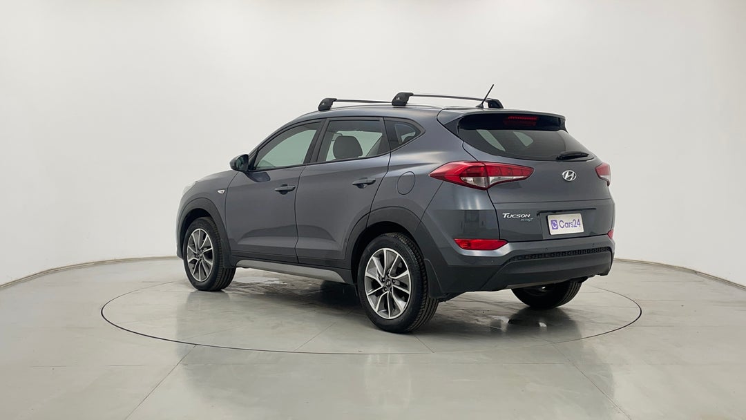 Left Back Diagonal (45- Degree) View