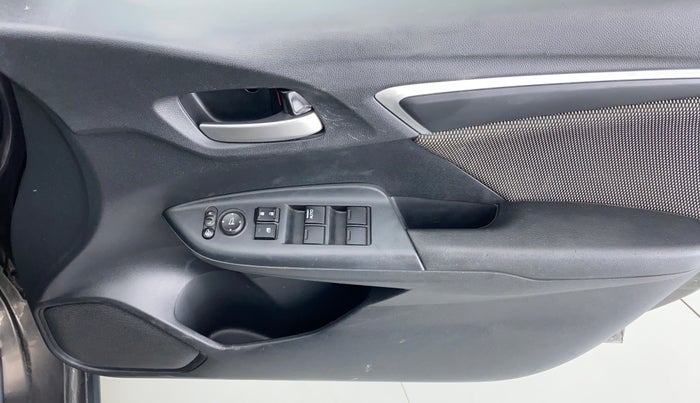 2018 Honda WR-V 1.2 i-VTEC VX MT, Petrol, Manual, 39,128 km, Driver Side Door Panels Control
