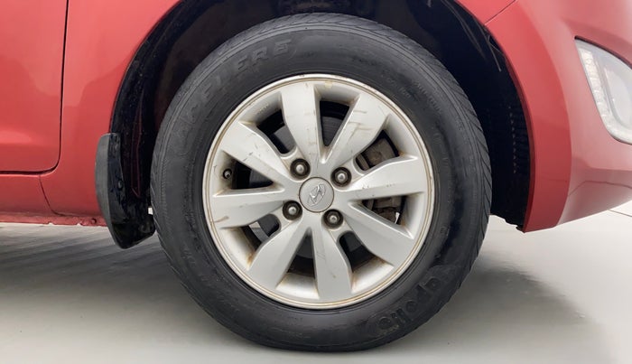 2014 Hyundai i20 SPORTZ 1.4 CRDI, Diesel, Manual, 73,044 km, Right Front Tyre