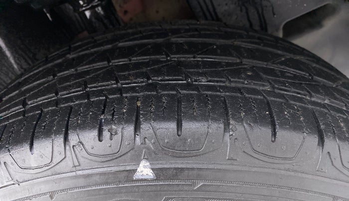 2018 Jeep Compass 2.0 LONGITUDE, Diesel, Manual, 51,835 km, Left Rear Tyre Tread