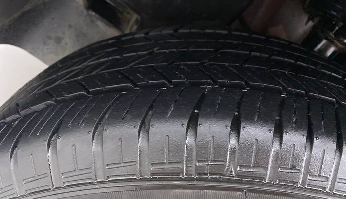 2018 Jeep Compass 2.0 LONGITUDE, Diesel, Manual, 51,835 km, Right Rear Tyre Tread