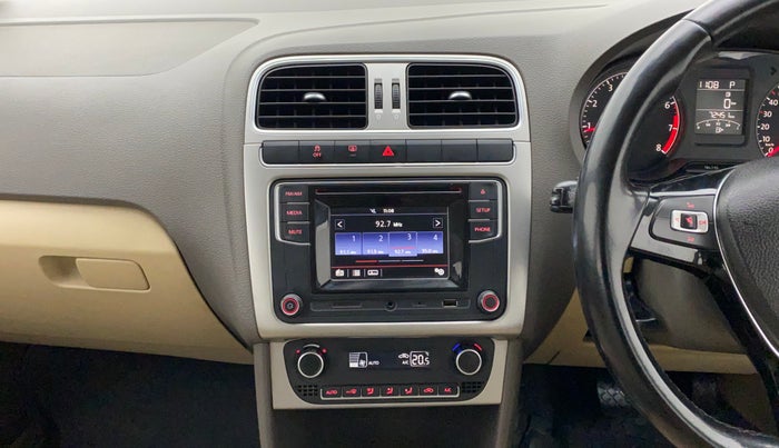 2016 Volkswagen Vento HIGHLINE PETROL AT, Petrol, Automatic, 72,451 km, Air Conditioner