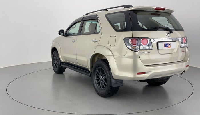 2015 Toyota Fortuner 3.0 AT 4X2, Diesel, Automatic, 90,167 km, Left Back Diagonal