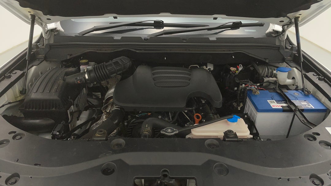 Open Bonnet (Engine)