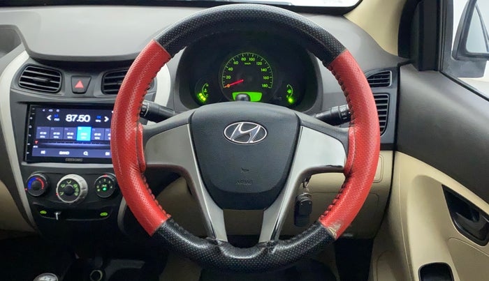 2017 Hyundai Eon ERA PLUS (O), Petrol, Manual, 62,413 km, Steering Wheel Close Up