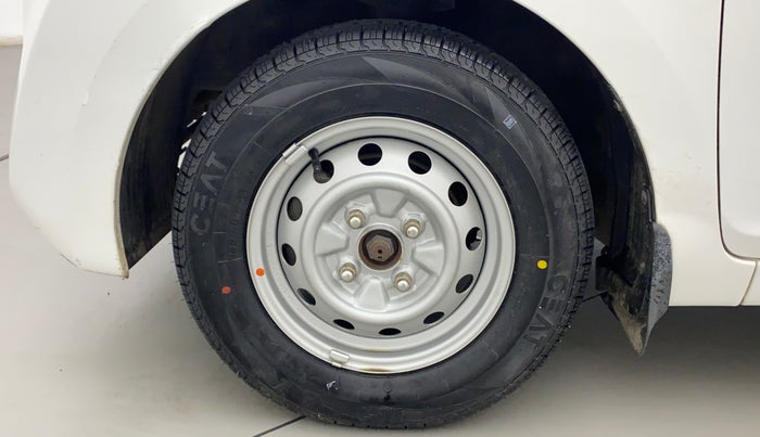 2017 Hyundai Eon ERA PLUS (O), Petrol, Manual, 62,413 km, Left Front Wheel