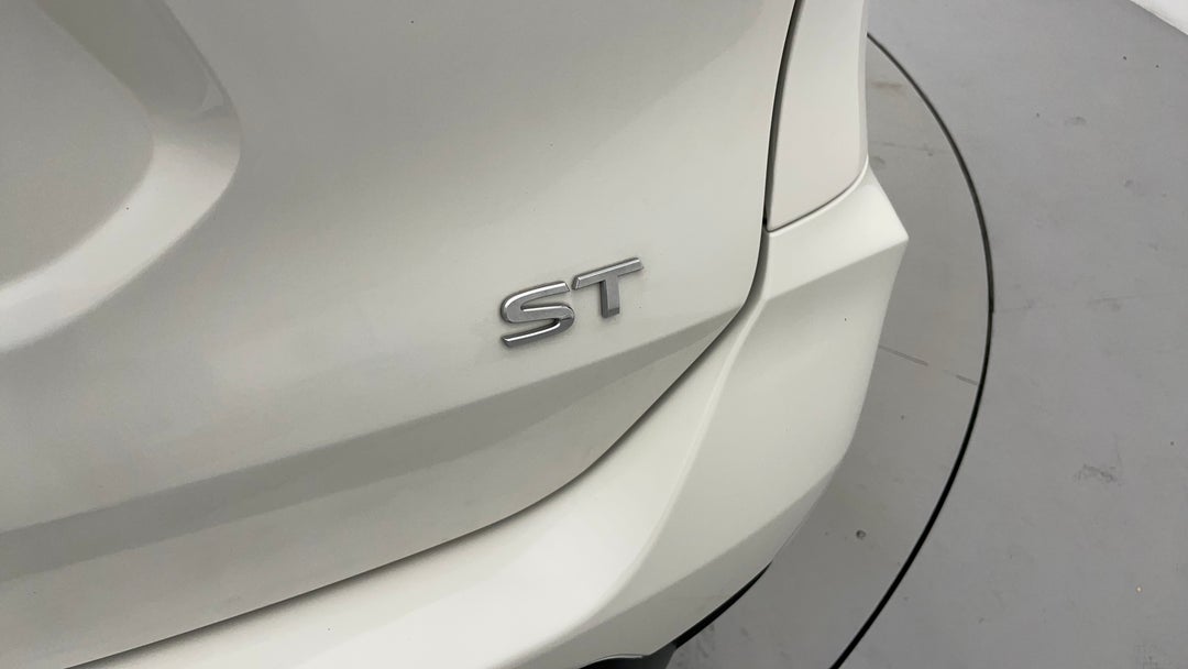 Badge (Boot Right Side)