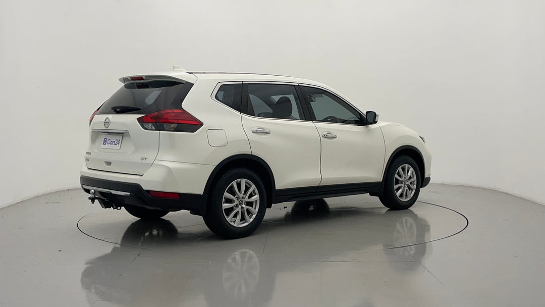 Right Back Diagonal (45- Degree) View