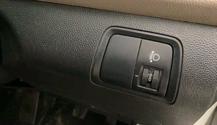 2016 Hyundai Elite i20 SPORTZ 1.2, Petrol, Manual, 57,180 km, Dashboard - Headlight height adjustment not working