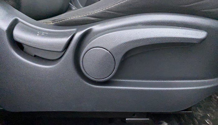 2018 Hyundai Creta 1.6 SX PLUS AUTO PETROL, Petrol, Automatic, 50,298 km, Driver Side Adjustment Panel