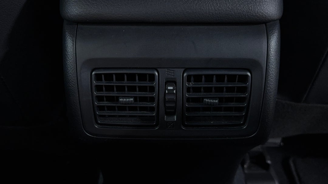 Rear A/C Vent