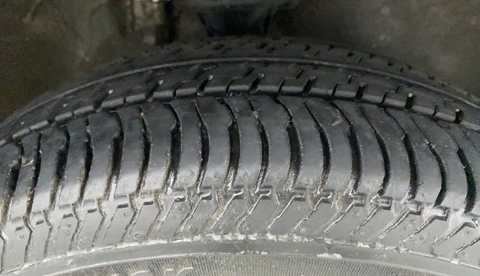 2019 Maruti Alto K10 VXI P, Petrol, Manual, 34,620 km, Right Front Tyre Tread