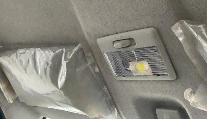 2017 Maruti Wagon R 1.0 VXI AMT, Petrol, Automatic, 87,698 km, Ceiling - Roof light/s not working