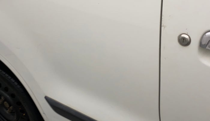 2017 Maruti Wagon R 1.0 VXI AMT, Petrol, Automatic, 87,698 km, Right rear door - Slightly dented