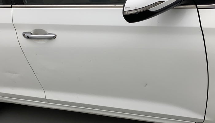 2017 Hyundai Verna 1.6 VTVT SX (O) AT, Petrol, Automatic, 64,198 km, Driver-side door - Minor scratches