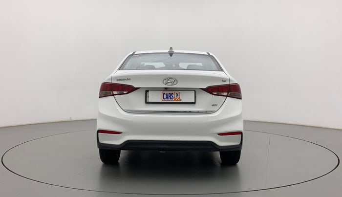 2017 Hyundai Verna 1.6 VTVT SX (O) AT, Petrol, Automatic, 64,198 km, Back/Rear